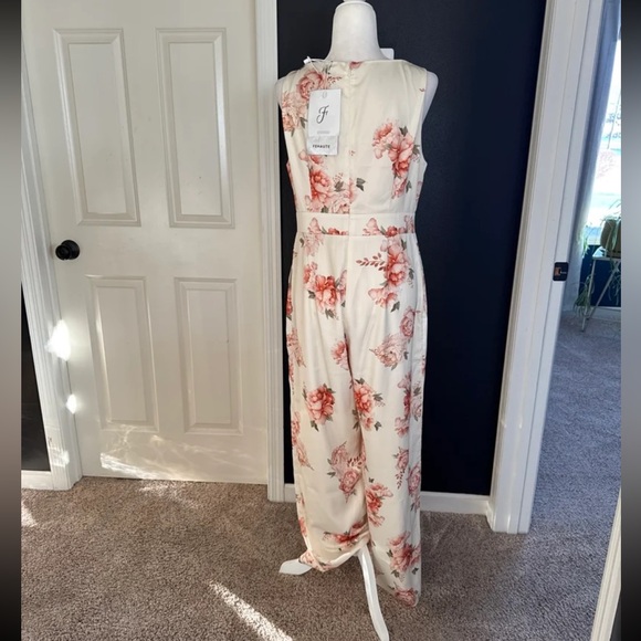 NWT Fehaute Yellow Floral Buckle Regular Fit Jumpsuit With Pockets size 8 - Picture 10 of 12